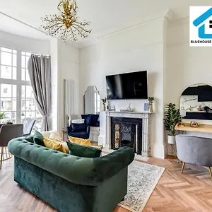 Relaxing Seaside Retreats Apartment Brighton