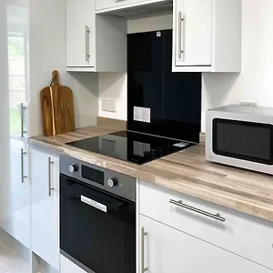 Modern Flat Near Train Station With Free Parking Apartment Cambridge (Cambridgeshire)